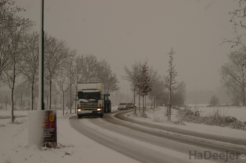 171210-PK-sneeuwval in Heeswijk-_4_.JPG
